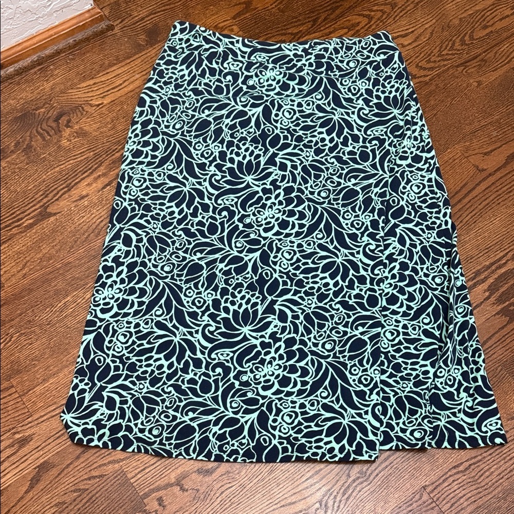 Floral Patterned Women's Skirt - Picture 1 of 4